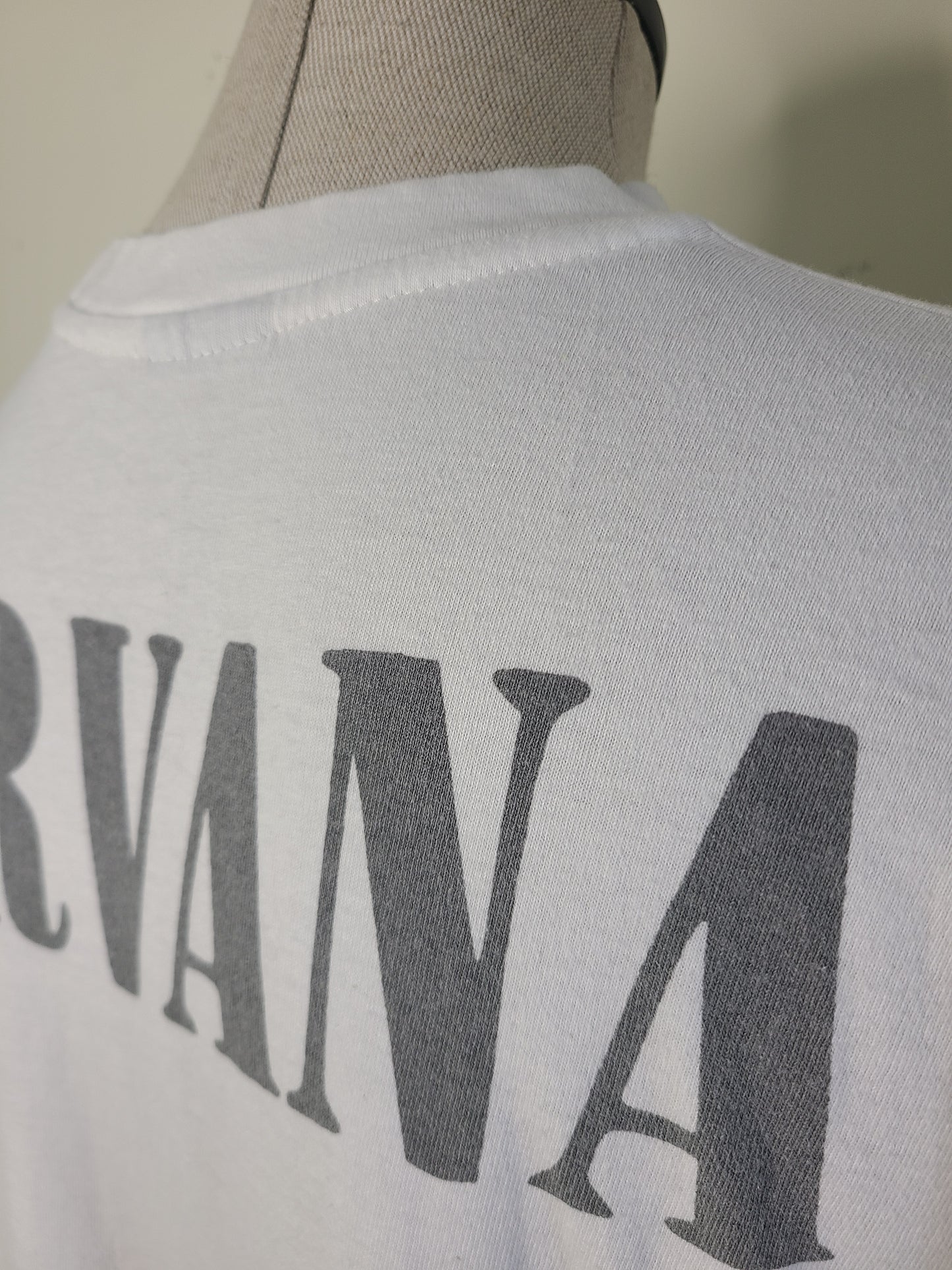 Nirvana Kurt Cobain Memorial 90s Style Modern Reprint Tee XL