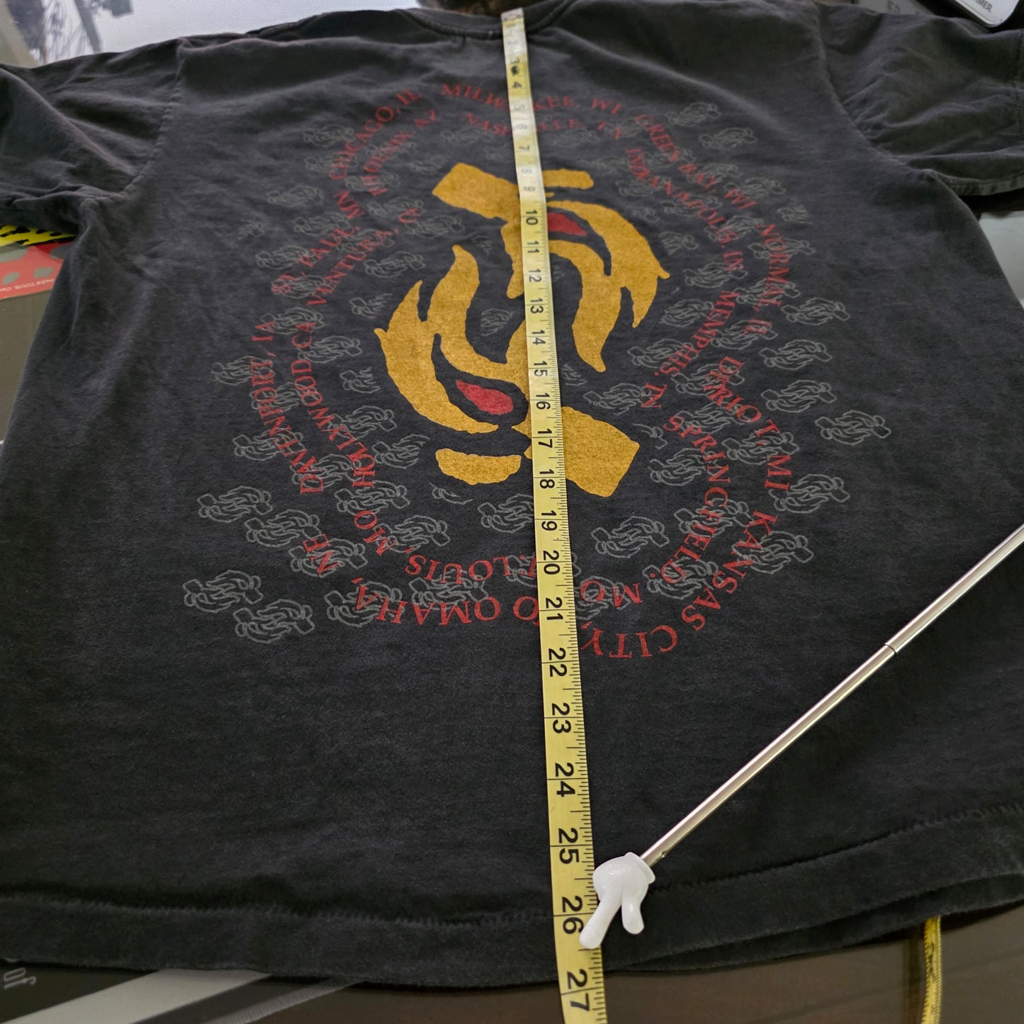 Soundgarden Badmotorfinger 1991 Tour Print Tshirt Faded Black Large