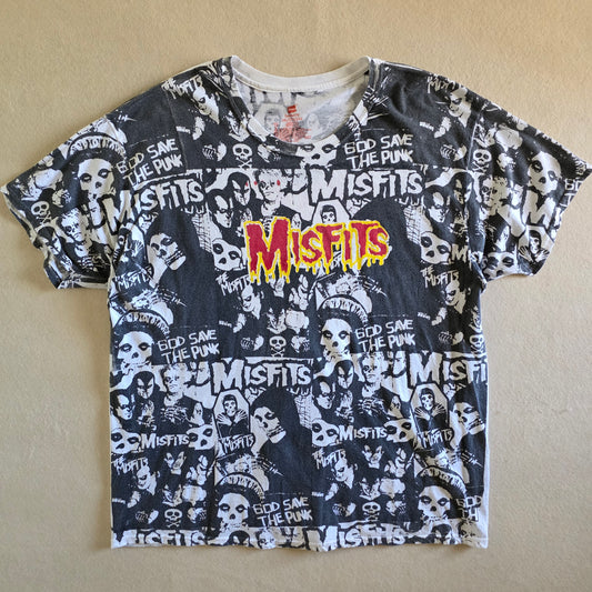 Misfits Overprint All Over Print Tee Screenprint Tshirt XXL Upcycled Hanes