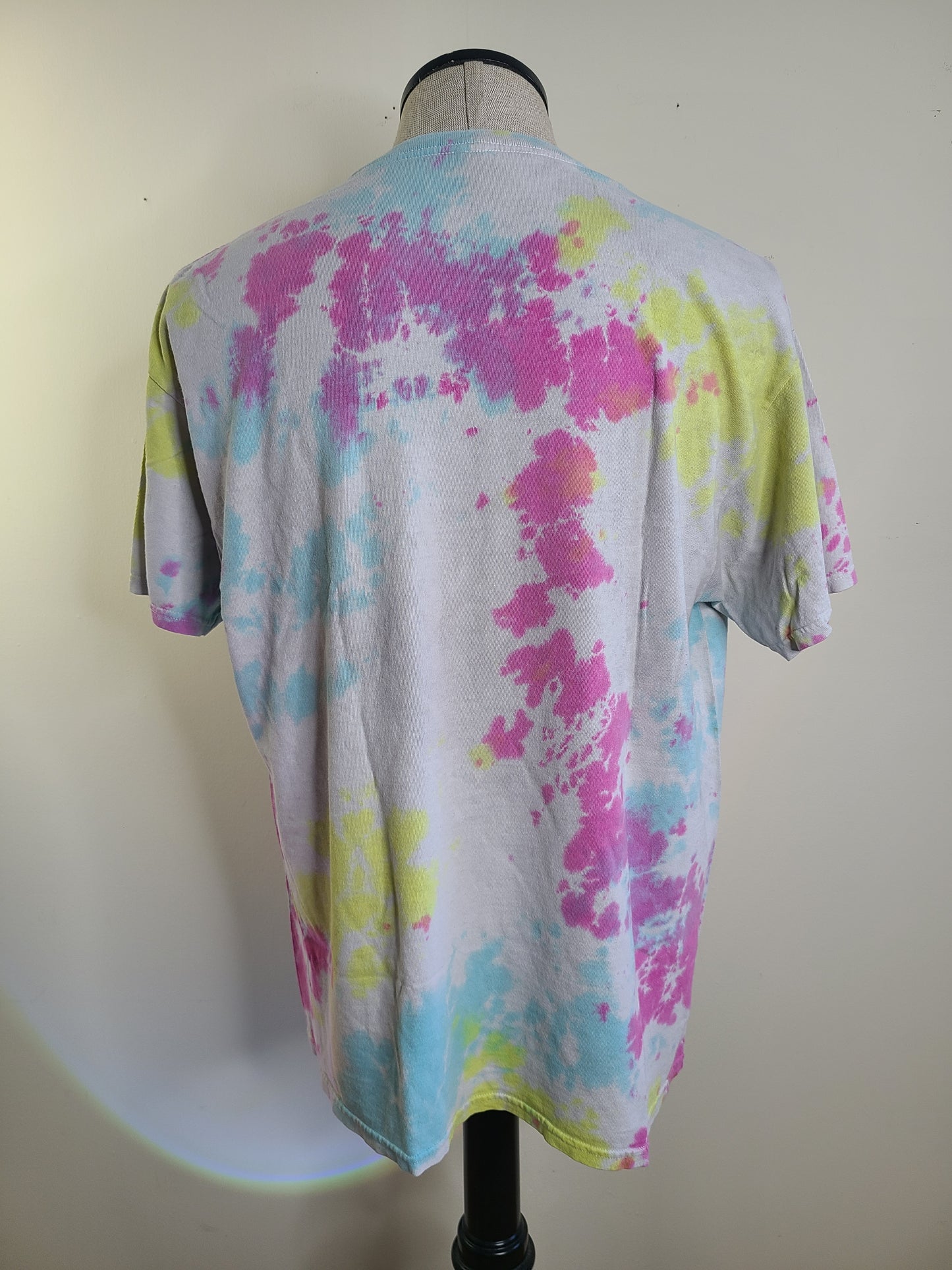 Liquid Blue Mushroom T-Shirt Spiral Dancing Tie Dye Graphic Tee Men’s XL