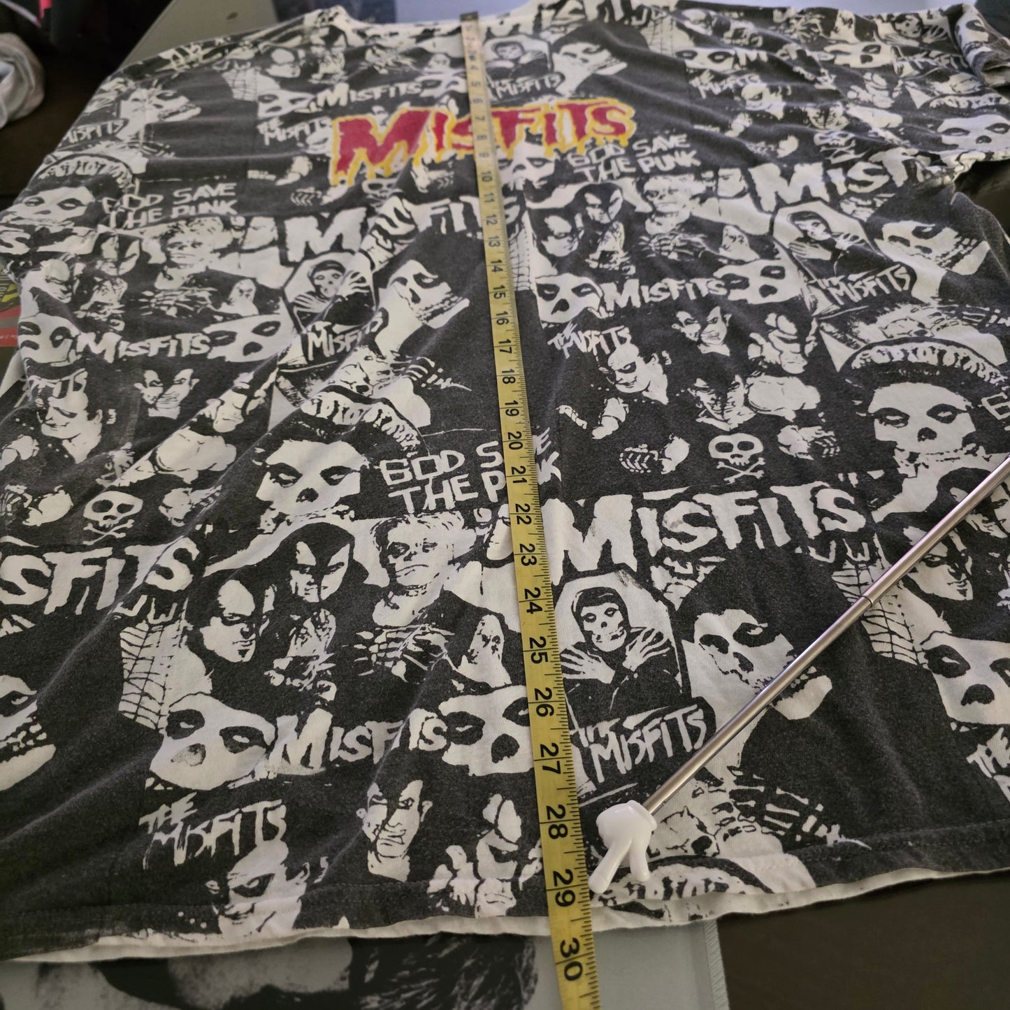 Misfits Overprint All Over Print Tee Screenprint Tshirt XXL Upcycled Hanes