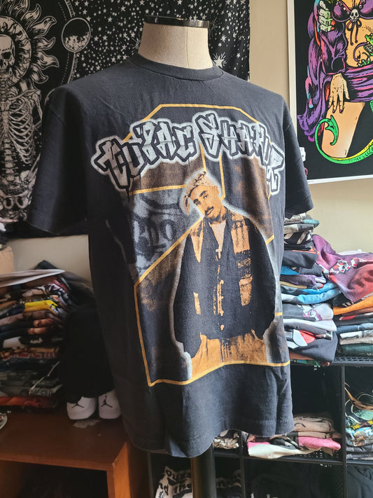 2 Pac Tupac Shakur Parking Lot Style Vintage Style T-shirt 2Pac