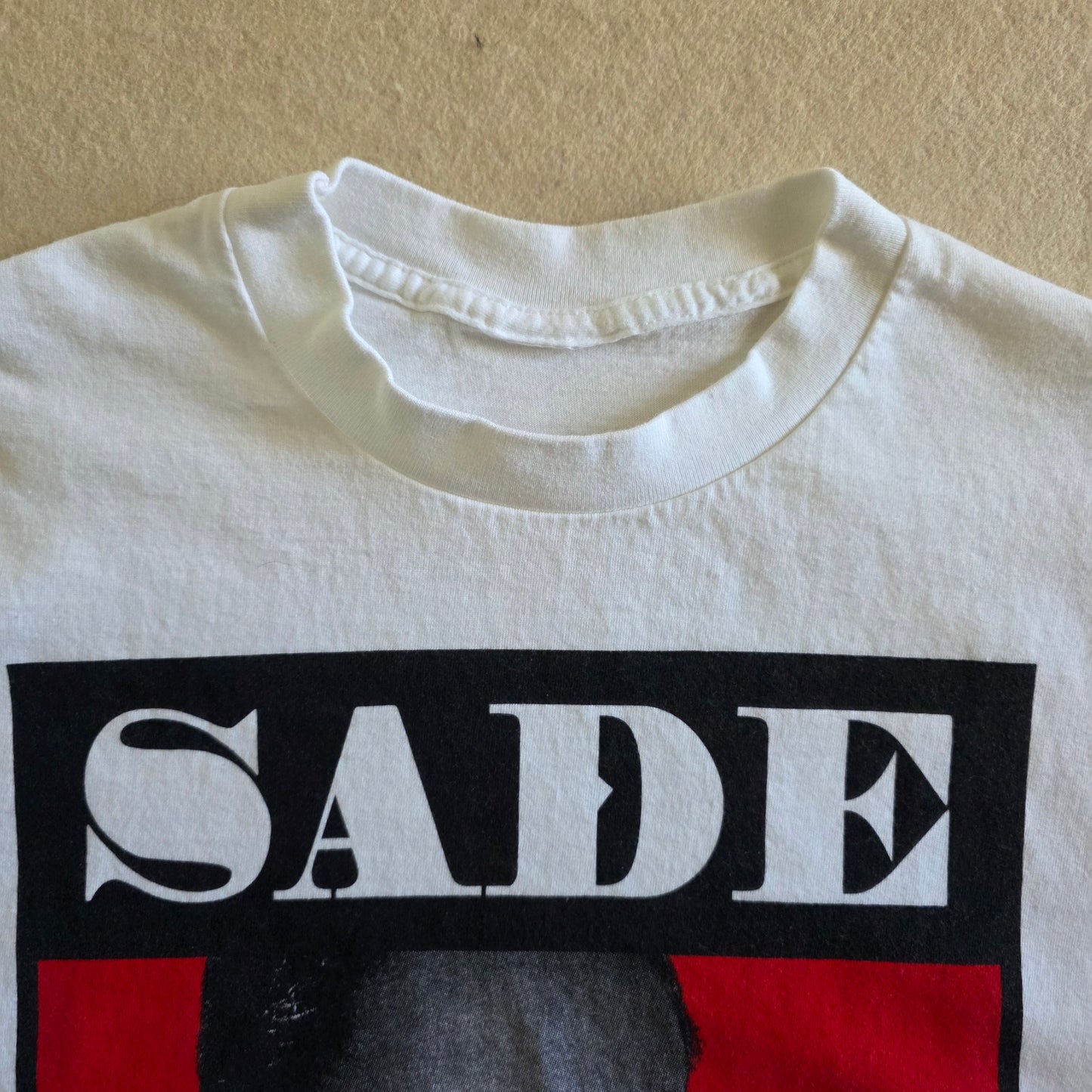 Sade Love Deluxe Tour Graphic Tee Tshirt Large Washed White