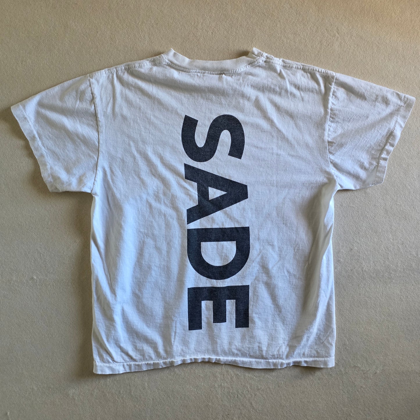 Sade Portrait Big Print Vintage-Style Graphic Tee Tshirt L