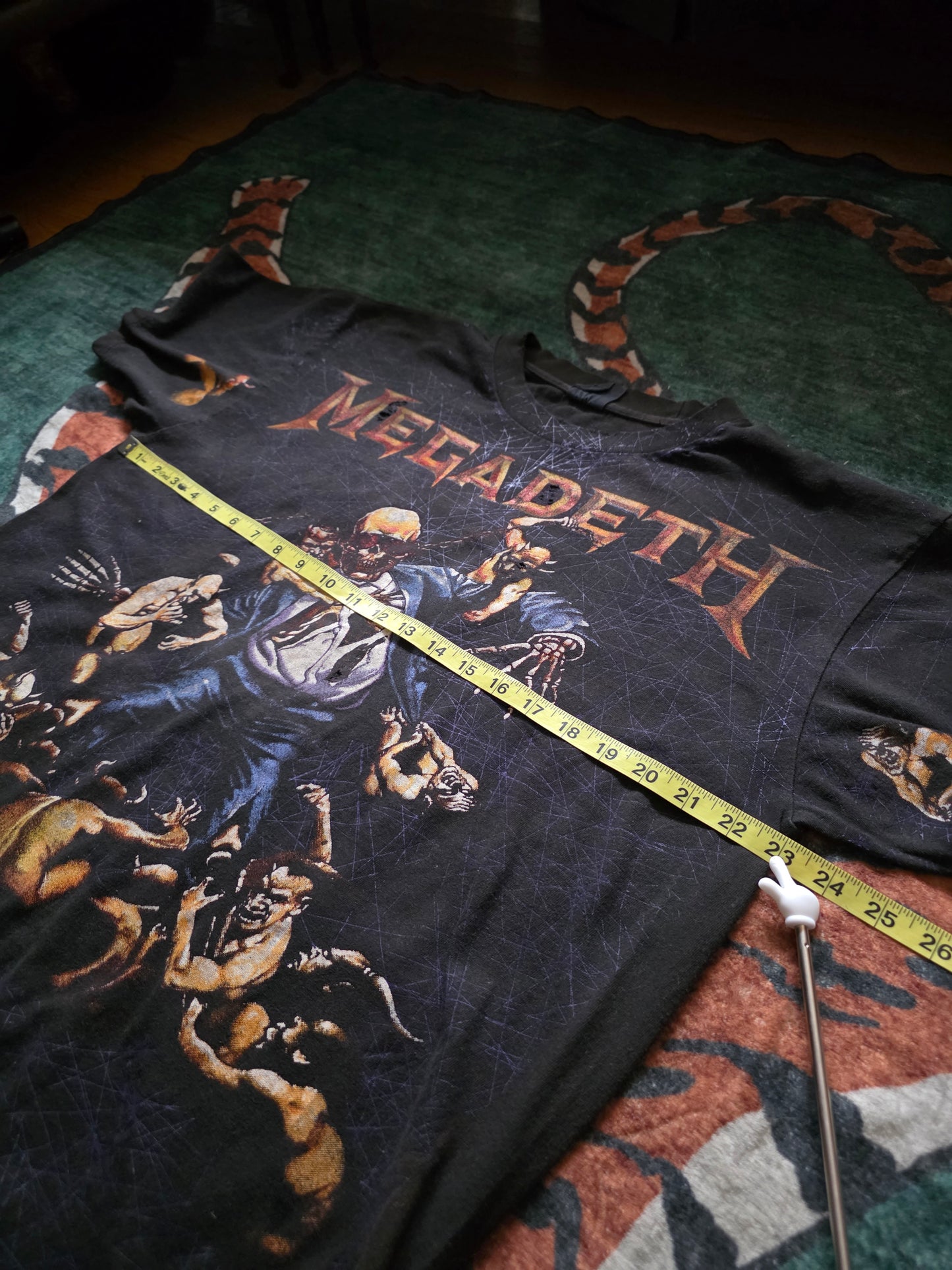 Megadeth Destroyed Overprint Tee Tshirt Distressed XL