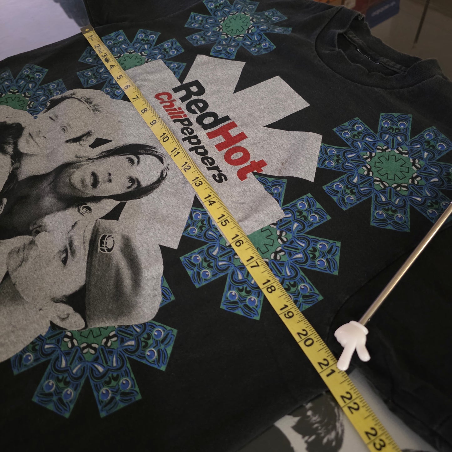 Red Hot Chili Peppers Big Print All Over Print Graphic Tee Tshirt L