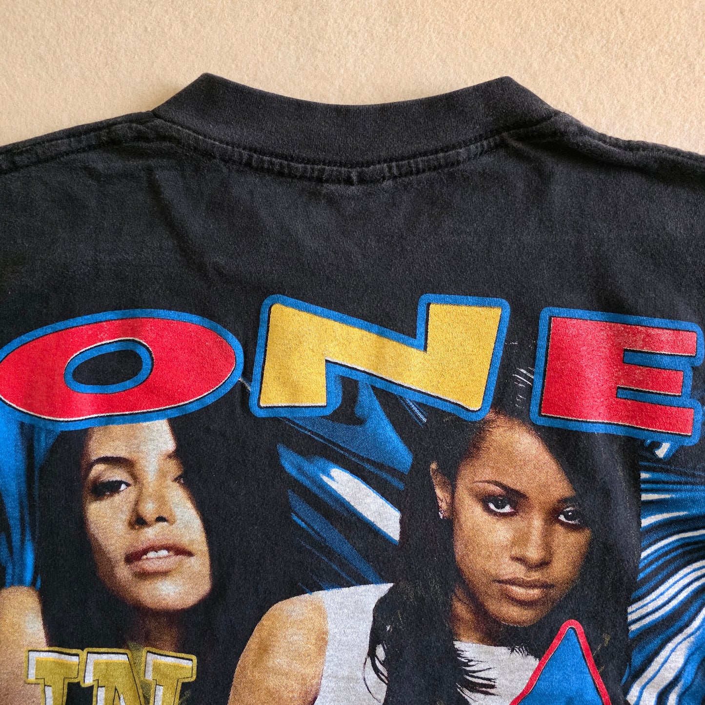 Aaliyah Memorial One In Million Graphic Tee Tshirt Large L Faded Black