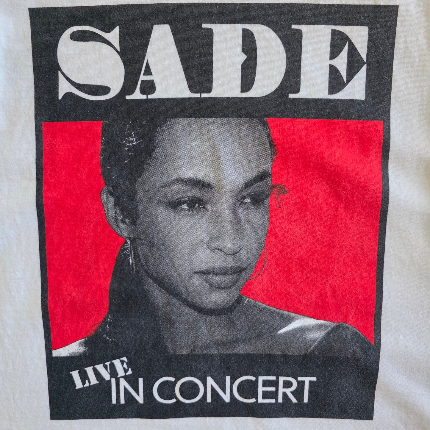 Sade Love Deluxe Tour Graphic Tee Tshirt Large Washed White