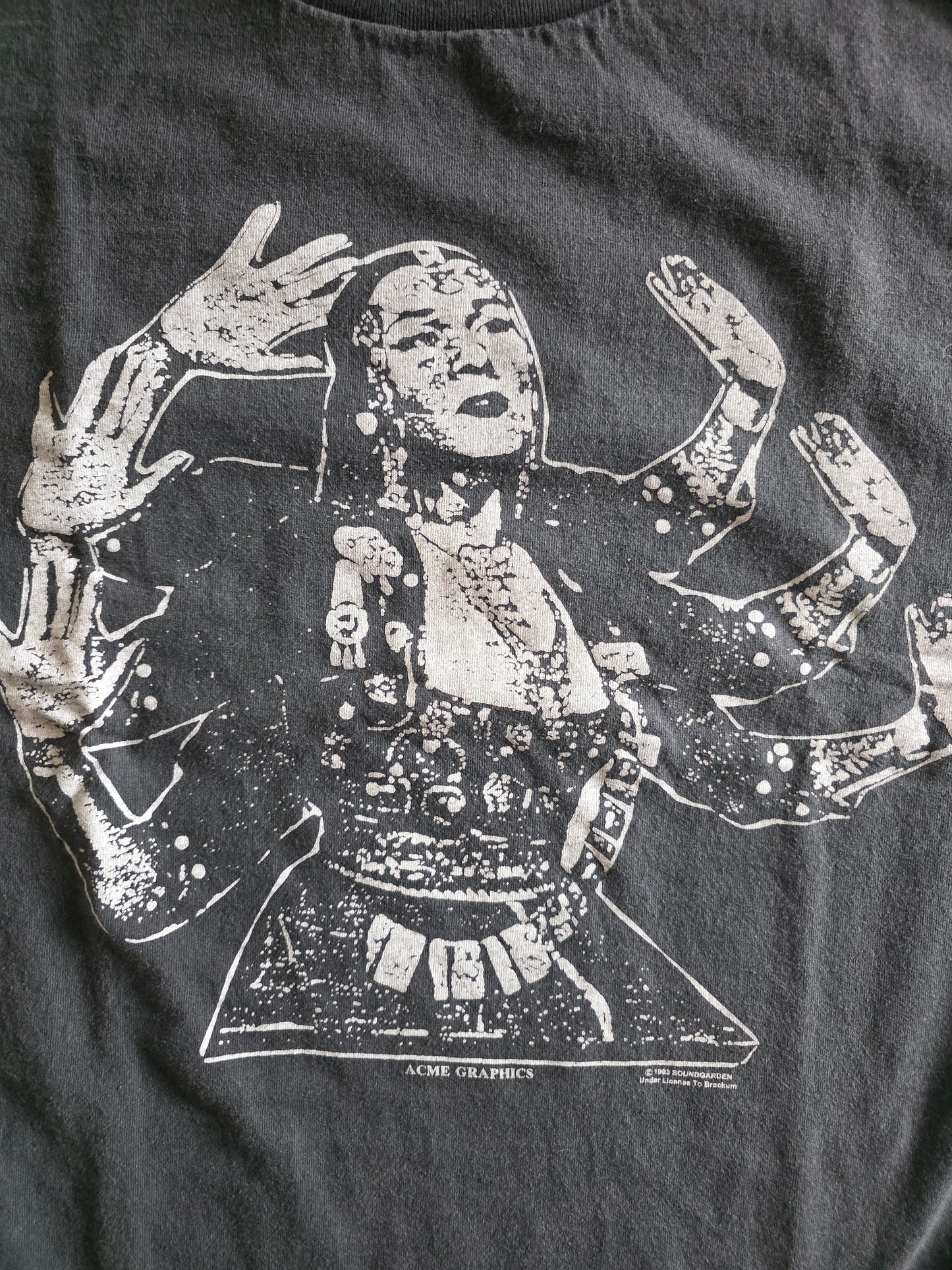Soundgarden  Summer Tour Vintage-Style Tee Tshirt XL Faded Black