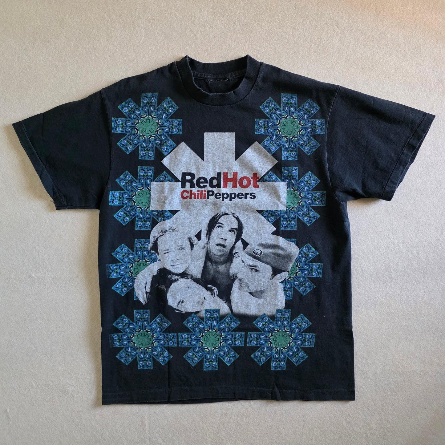 Red Hot Chili Peppers Big Print All Over Print Graphic Tee Tshirt L